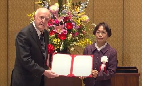 An award ceremony of the fourth NIHU International Prize in Japanese Studies